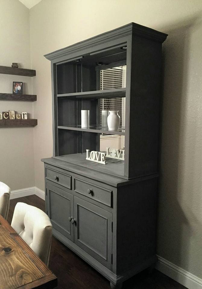 Retique It furniture and cabinet paint in Greystone, quart size, showing a close-up of the painted wood surface with a smooth finish.
