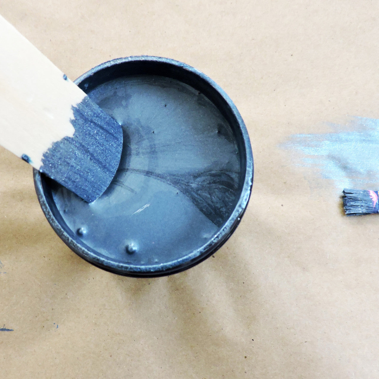DecoArt Metallics 3 Color Set featuring vibrant metallic paint bottles in a variety of shades for artistic projects.