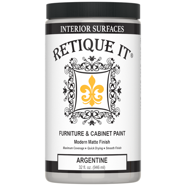 Retique It Argentine furniture and cabinet paint in a quart, showcasing smooth, vibrant finish for wood surfaces.